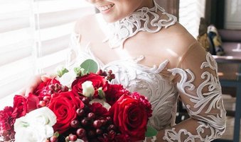 Your Wedding Guide in Choosing Flowers for your Entourage