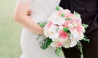 5 TIPS ON HOW TO CHOOSE YOUR BRIDAL BOUQUET